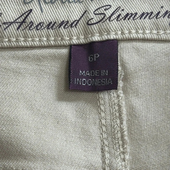 Gloria Vanderbilt Amanda Skimmer Crop Stretch Embellished Pockets Size 6P NWT - Picture 9 of 13